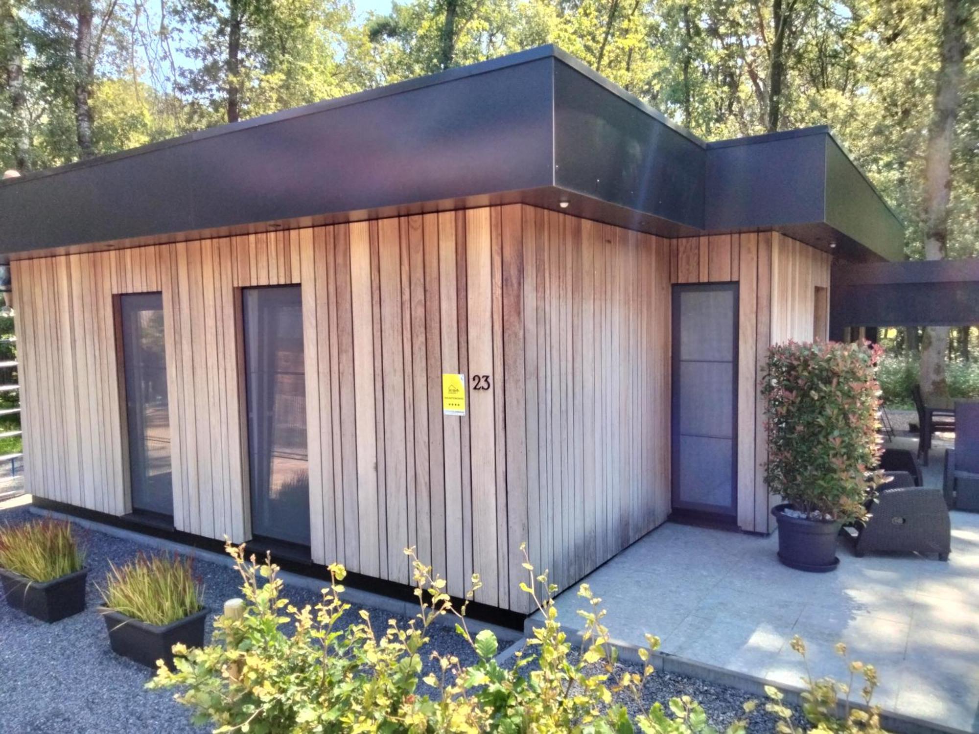 Theressa - Free Wifi En Netflix Zutendaal Bagian luar foto